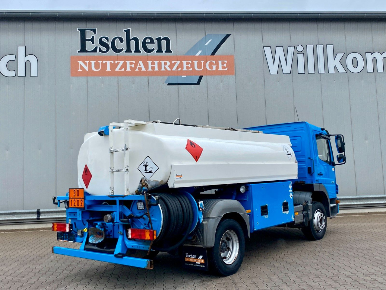 Mercedes-Benz Atego 1318 | Esterer A3*7480ltr*AHK*1.Hand - Camion citerne: photos 5 Mercedes-Benz Atego 1318 | Esterer A3*7480ltr*AHK*1.Hand - Camion citerne: photos 5