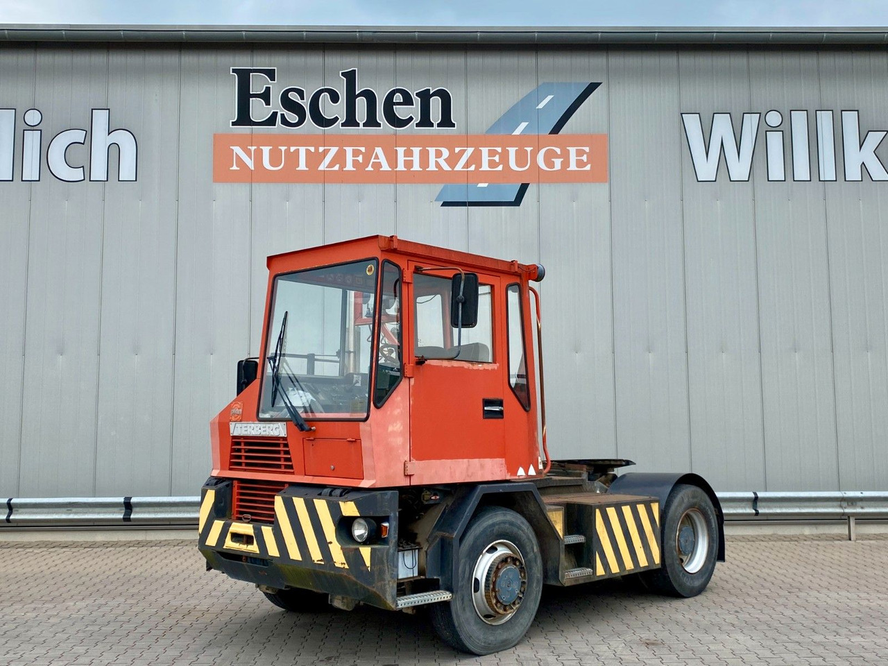 Terberg RT20 4x4 Rangierfahrzeug | Automatik - Tracteur portuaire: photos 1 Terberg RT20 4x4 Rangierfahrzeug | Automatik - Tracteur portuaire: photos 1