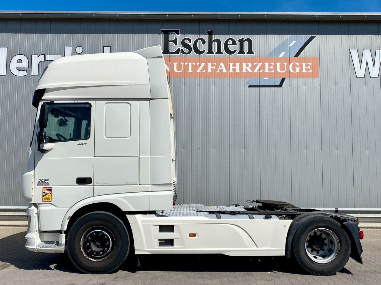 DAF XF 460 Super Space Cab | Klima*Vollspoiler - Tracteur routier: photos 2 DAF XF 460 Super Space Cab | Klima*Vollspoiler - Tracteur routier: photos 2