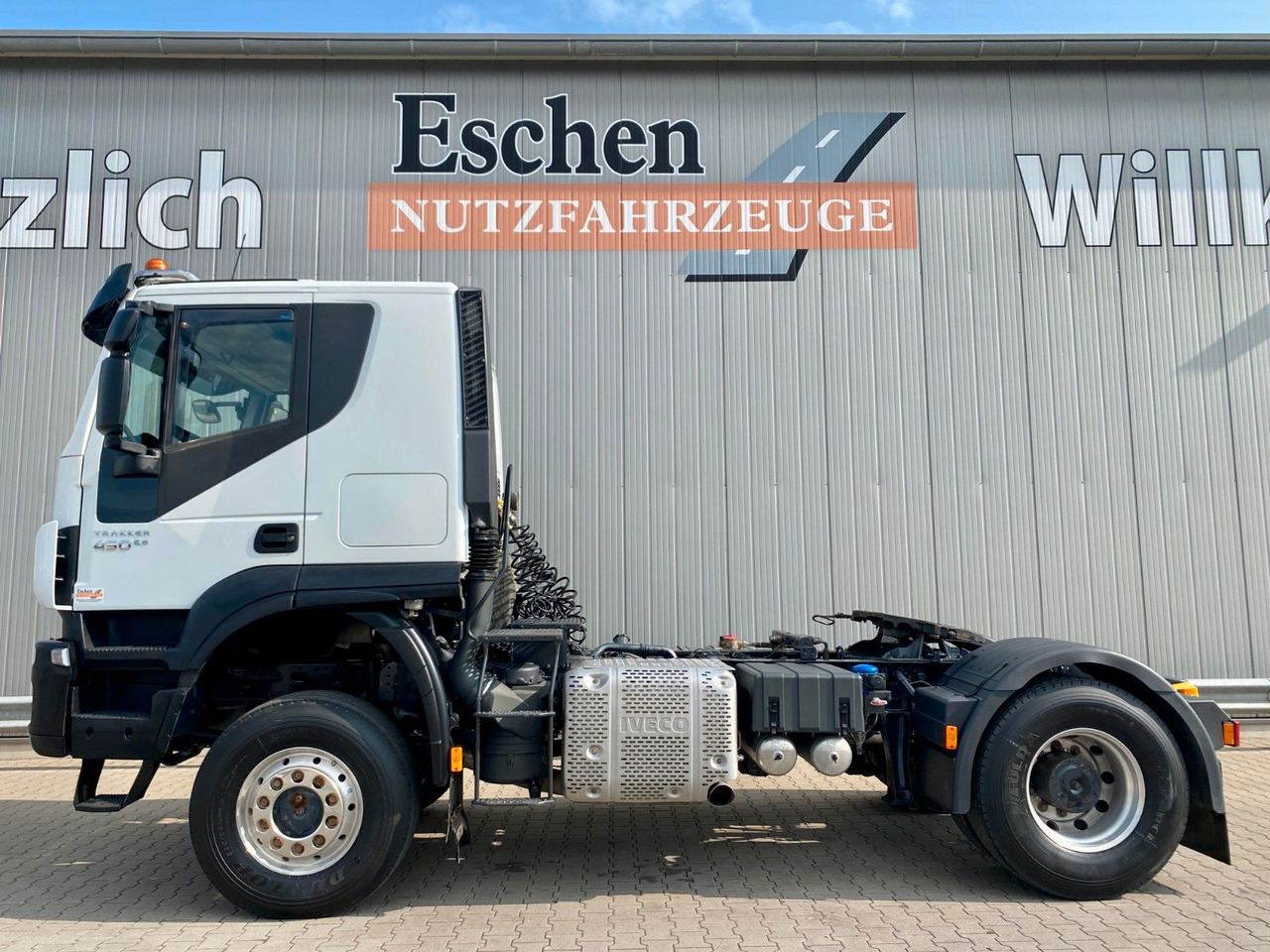 Iveco AT 400/450 4x4 | Trakker*Retarder*Hydraulik*ALU - Tracteur routier: photos 2 Iveco AT 400/450 4x4 | Trakker*Retarder*Hydraulik*ALU - Tracteur routier: photos 2