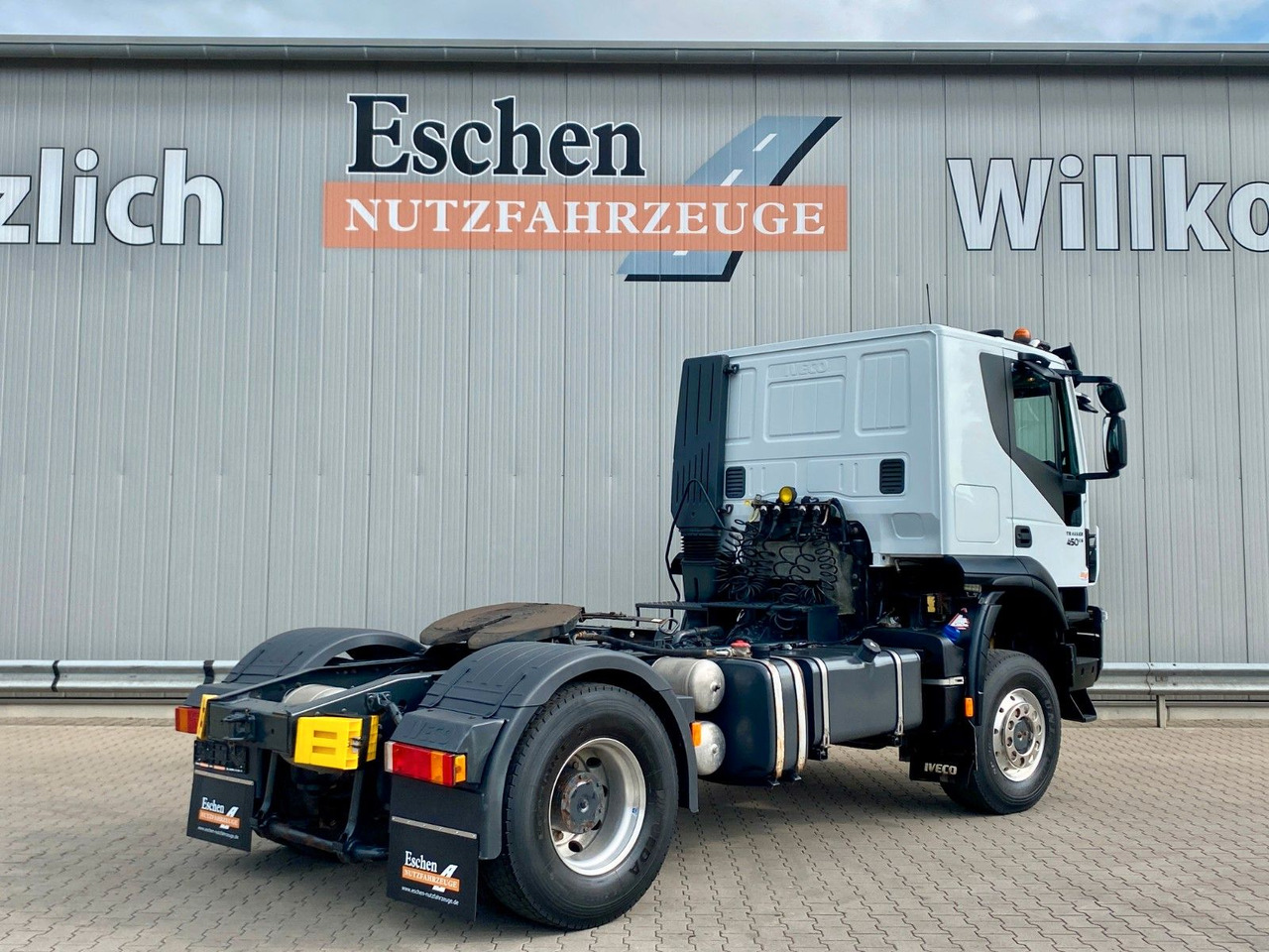 Iveco AT 400/450 4x4 | Trakker*Retarder*Hydraulik*ALU - Tracteur routier: photos 5 Iveco AT 400/450 4x4 | Trakker*Retarder*Hydraulik*ALU - Tracteur routier: photos 5
