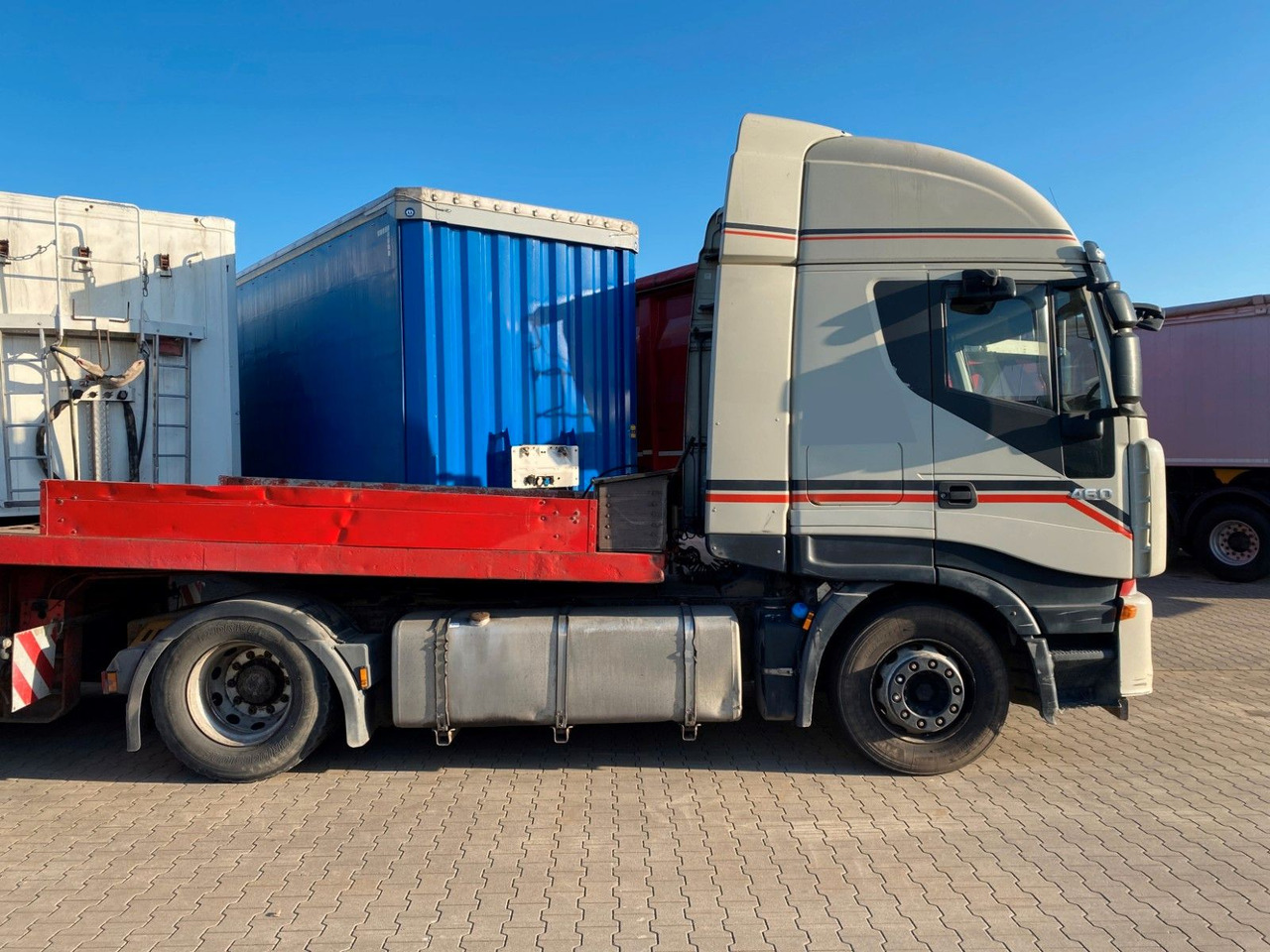 Iveco Stralis AS 440 S 46 T/P | Retarder*Hydraulik*AC - Tracteur routier: photos 3 Iveco Stralis AS 440 S 46 T/P | Retarder*Hydraulik*AC - Tracteur routier: photos 3
