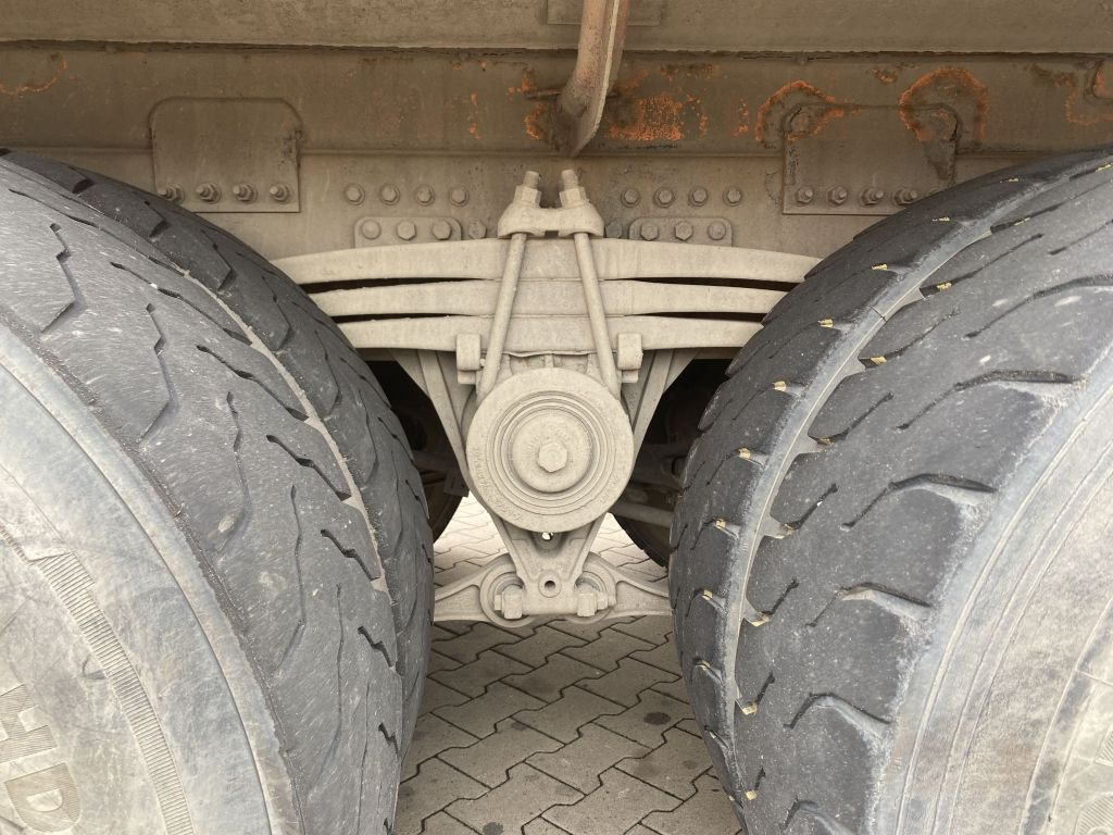 Volvo FM 410 / 8x4 | 9m³ Intermix*I-Shift*Klima*Blatt - Camion malaxeur: photos 3 Volvo FM 410 / 8x4 | 9m³ Intermix*I-Shift*Klima*Blatt - Camion malaxeur: photos 3