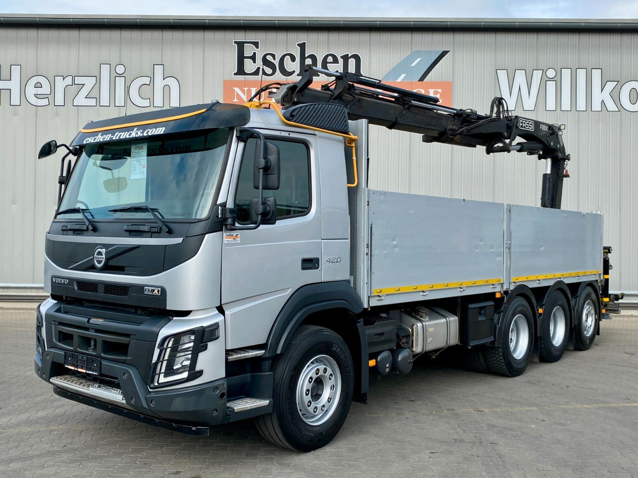 Volvo FMX 420 8x4 | Fassi F255AC2.24XE*FUNK*Fly-Jib*AC - Camion plateau, Camion grue: photos 2 Volvo FMX 420 8x4 | Fassi F255AC2.24XE*FUNK*Fly-Jib*AC - Camion plateau, Camion grue: photos 2