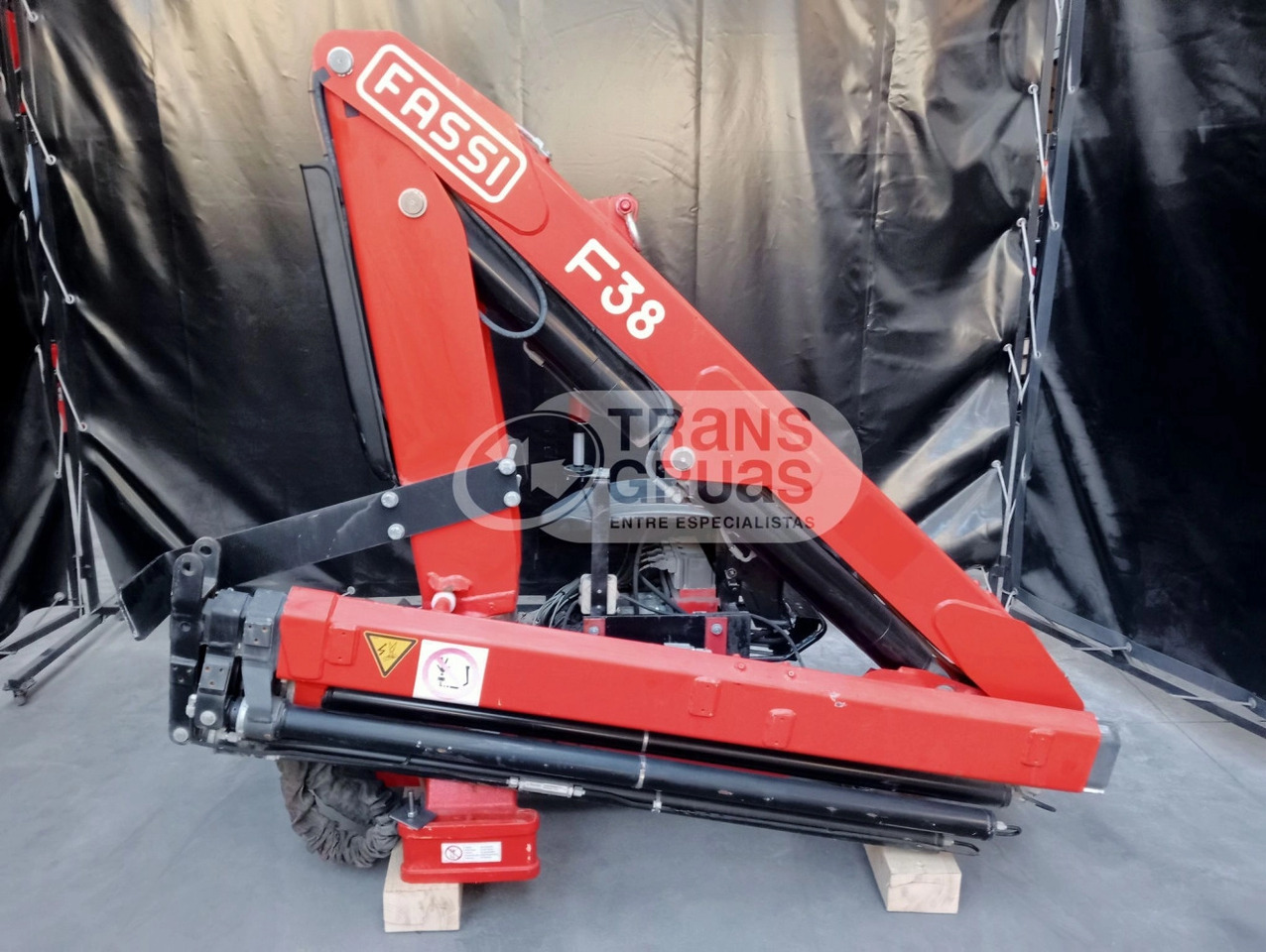 Grúa Fassi F38AF - Grue auxiliaire pour Camion: photos 4 Grúa Fassi F38AF - Grue auxiliaire pour Camion: photos 4