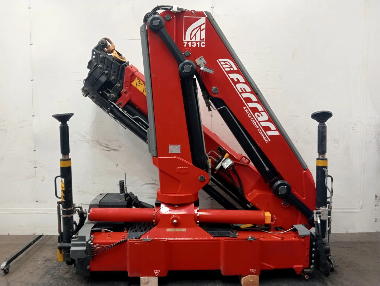 Grúa Ferrari F7131C A5 - Grue auxiliaire pour Camion: photos 4 Grúa Ferrari F7131C A5 - Grue auxiliaire pour Camion: photos 4