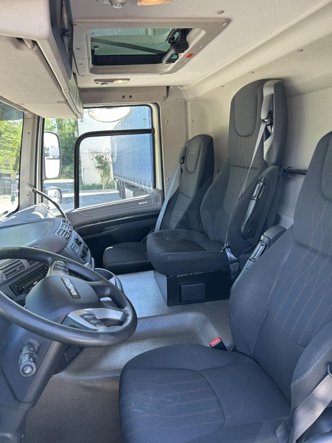 DAF CF 340 - Camion fourgon: photos 3 DAF CF 340 - Camion fourgon: photos 3