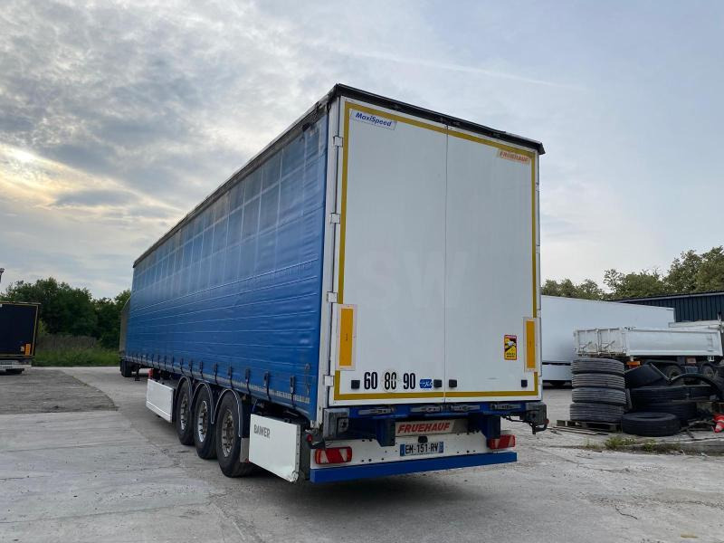 Fruehauf - Semi-remorque rideaux coulissants: photos 4 Fruehauf - Semi-remorque rideaux coulissants: photos 4