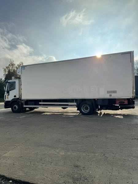 Iveco Eurocargo 160E30 - Camion frigorifique: photos 2 Iveco Eurocargo 160E30 - Camion frigorifique: photos 2
