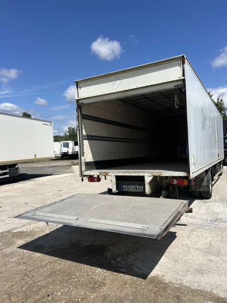 Renault Midlum 180 - Camion fourgon: photos 3 Renault Midlum 180 - Camion fourgon: photos 3