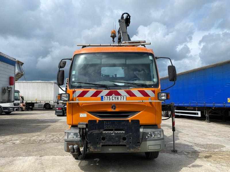 Renault Midlum 180 - Camion benne, Camion grue: photos 2 Renault Midlum 180 - Camion benne, Camion grue: photos 2