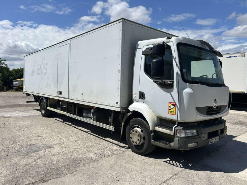 Renault Midlum 180 - Camion fourgon: photos 2 Renault Midlum 180 - Camion fourgon: photos 2