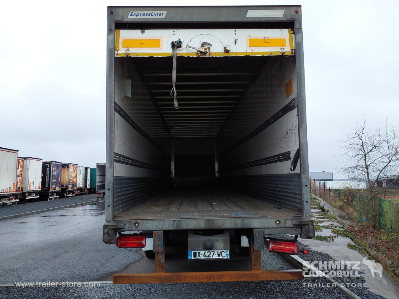 FRUEHAUF Dryfreight Standard Roller shutter door - Semi-remorque fourgon: photos 3 FRUEHAUF Dryfreight Standard Roller shutter door - Semi-remorque fourgon: photos 3