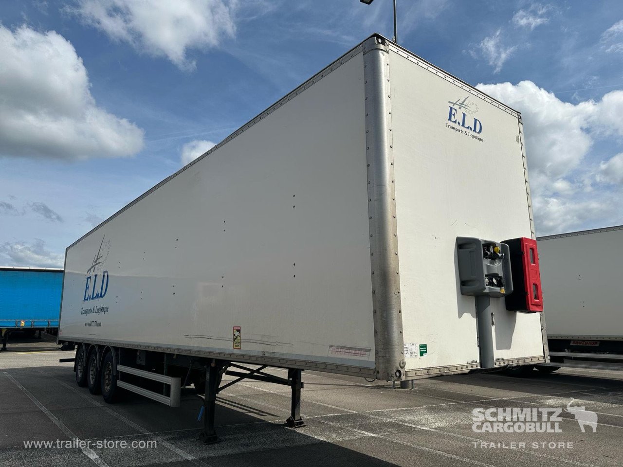 FRUEHAUF Dryfreight Standard Roller shutter door - Semi-remorque fourgon: photos 1 FRUEHAUF Dryfreight Standard Roller shutter door - Semi-remorque fourgon: photos 1