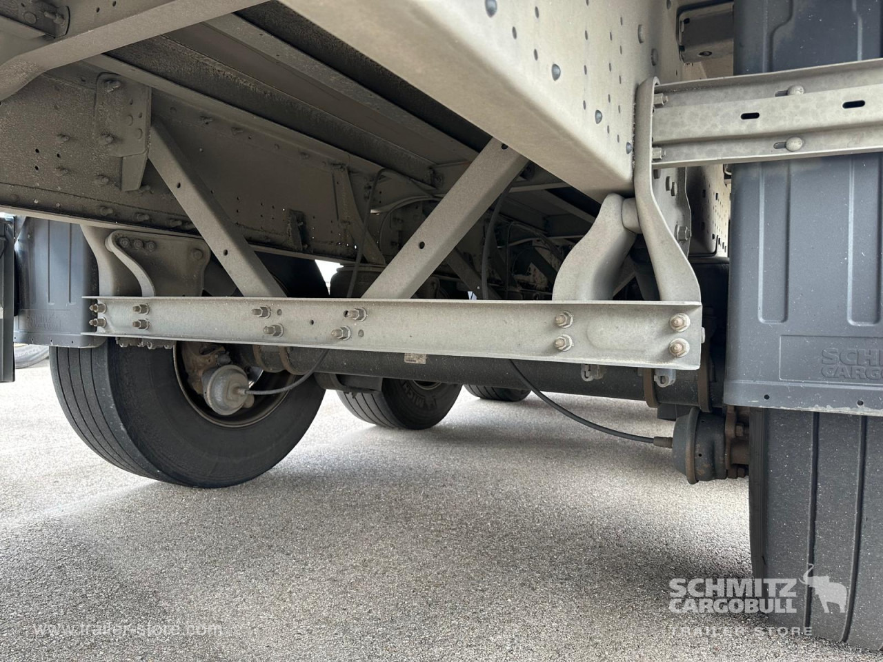 SCHMITZ Curtainsider Standard - Semi-remorque rideaux coulissants: photos 2 SCHMITZ Curtainsider Standard - Semi-remorque rideaux coulissants: photos 2