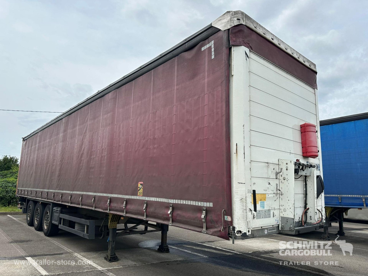 SCHMITZ Curtainsider Standard Taillift - Semi-remorque rideaux coulissants: photos 1 SCHMITZ Curtainsider Standard Taillift - Semi-remorque rideaux coulissants: photos 1