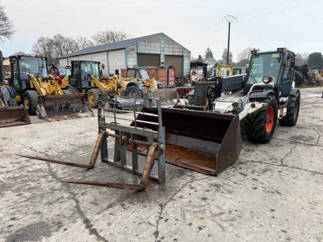 Bobcat T 35120 SL - Chariot télescopique: photos 1 Bobcat T 35120 SL - Chariot télescopique: photos 1