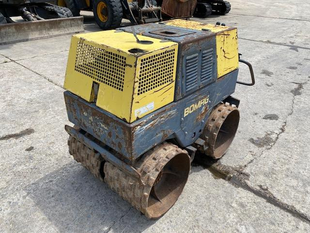 Bomag BW 850 T - Mini compacteur: photos 1 Bomag BW 850 T - Mini compacteur: photos 1