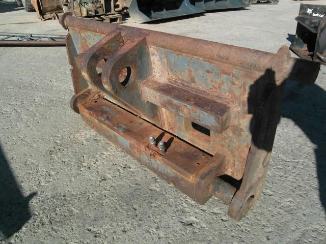 CASE 821 - Schnellwechsler Radlader - Attache rapide pour Engins de chantier: photos 1 CASE 821 - Schnellwechsler Radlader - Attache rapide pour Engins de chantier: photos 1