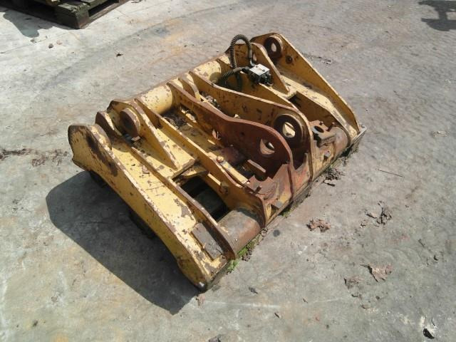 CAT 938 G - Schnellwechsler Radlader - Attache rapide pour Engins de chantier: photos 2 CAT 938 G - Schnellwechsler Radlader - Attache rapide pour Engins de chantier: photos 2