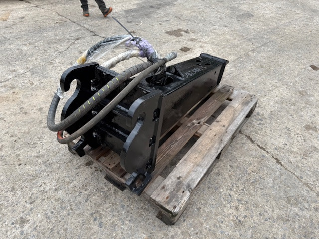 CAT H63s  - Marteau hydraulique: photos 3 CAT H63s  - Marteau hydraulique: photos 3