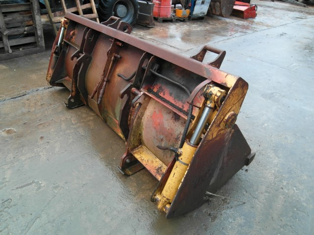 Case 580 - Godet pour chargeur: photos 3 Case 580 - Godet pour chargeur: photos 3