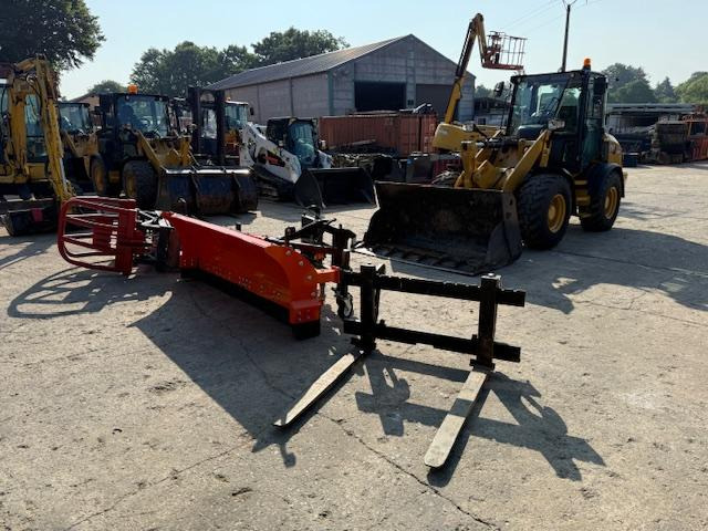 Cat 908 M - 40 Km/h - Chargeuse sur pneus: photos 1 Cat 908 M - 40 Km/h - Chargeuse sur pneus: photos 1