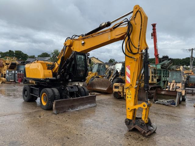 JCB JS 175 W+ - Pelle sur pneus: photos 2 JCB JS 175 W+ - Pelle sur pneus: photos 2