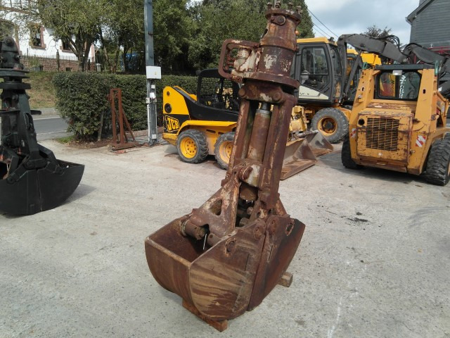 O&K 778062 - Benne preneuse: photos 1 O&K 778062 - Benne preneuse: photos 1