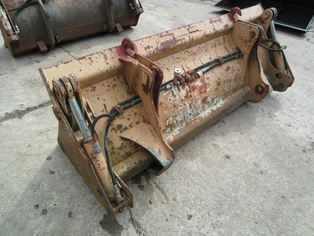 O&K L 6 - Godet pour chargeur: photos 4 O&K L 6 - Godet pour chargeur: photos 4