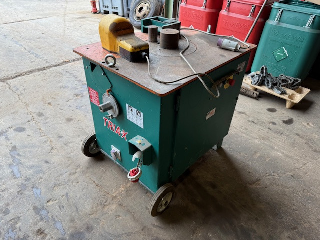 Triax PFX 42 - Matériel de béton: photos 3 Triax PFX 42 - Matériel de béton: photos 3