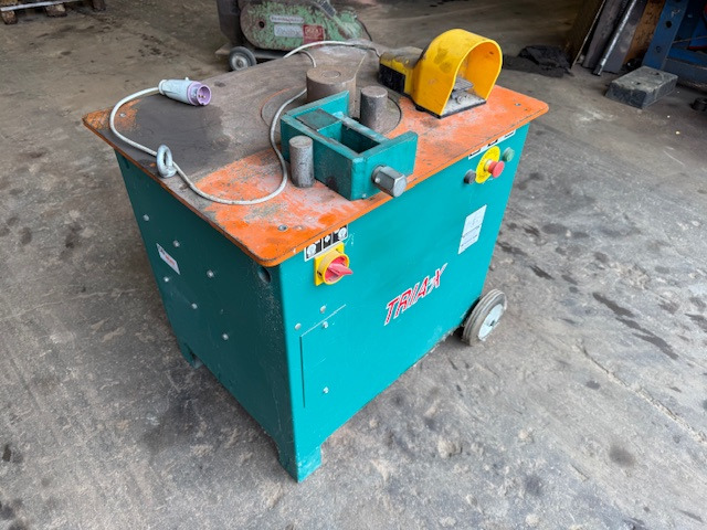 Triax PFX 42 - Matériel de béton: photos 1 Triax PFX 42 - Matériel de béton: photos 1