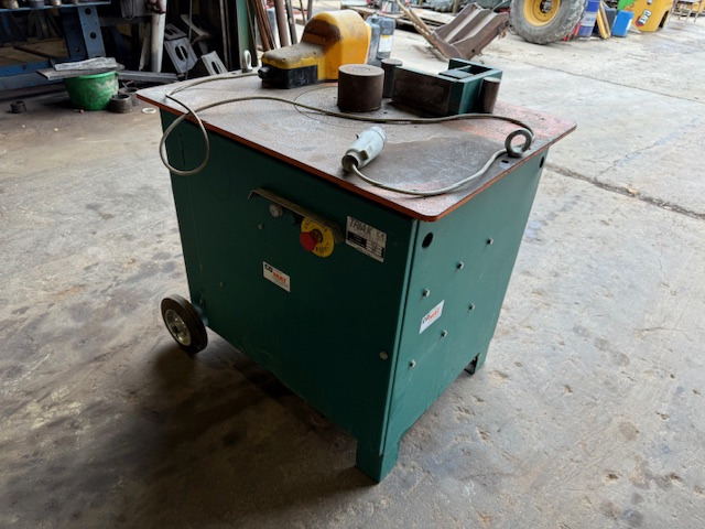 Triax PFX 42 - Matériel de béton: photos 2 Triax PFX 42 - Matériel de béton: photos 2