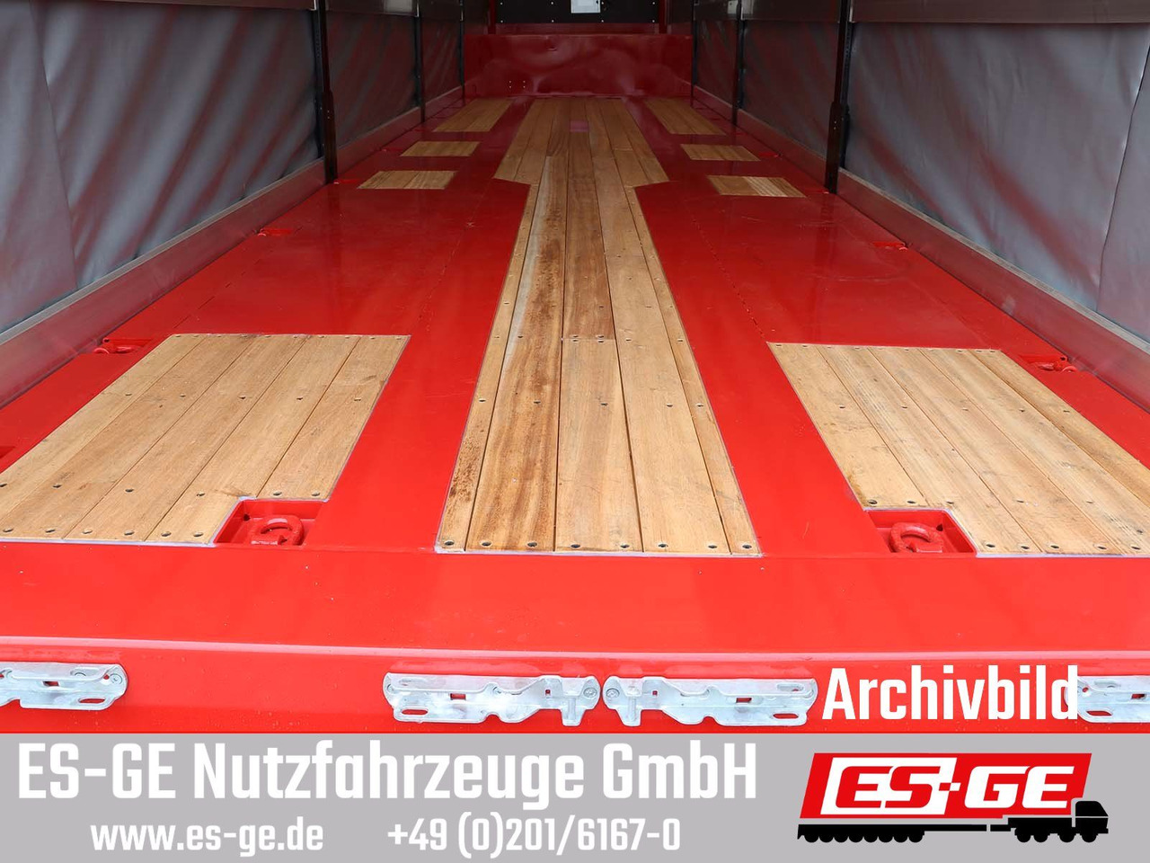 Semi-remorque surbaissé ES-GE 4-Achs-Satteltieflader mit Curtainsider-Aufbau: photos 10
