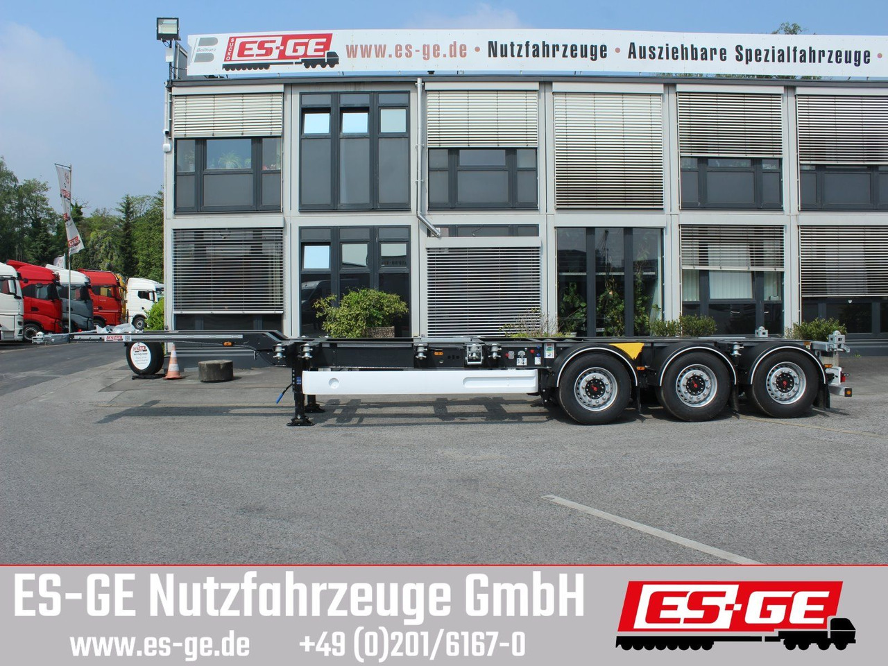 Wielton 3-Achs-Containerchassis - multifunktional - Semi-remorque porte-conteneur/ Caisse mobile: photos 2 Wielton 3-Achs-Containerchassis - multifunktional - Semi-remorque porte-conteneur/ Caisse mobile: photos 2
