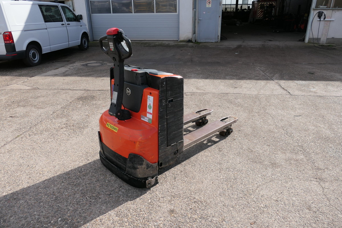 BT LWE 160 Batterie 26/2024 - Transpalette: photos 3 BT LWE 160 Batterie 26/2024 - Transpalette: photos 3