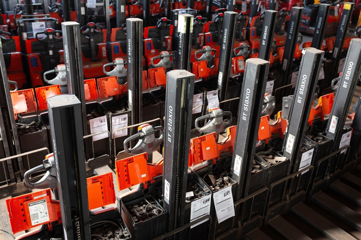 BT SWE 080L Batterie 20/2021 - Transpalette: photos 1 BT SWE 080L Batterie 20/2021 - Transpalette: photos 1