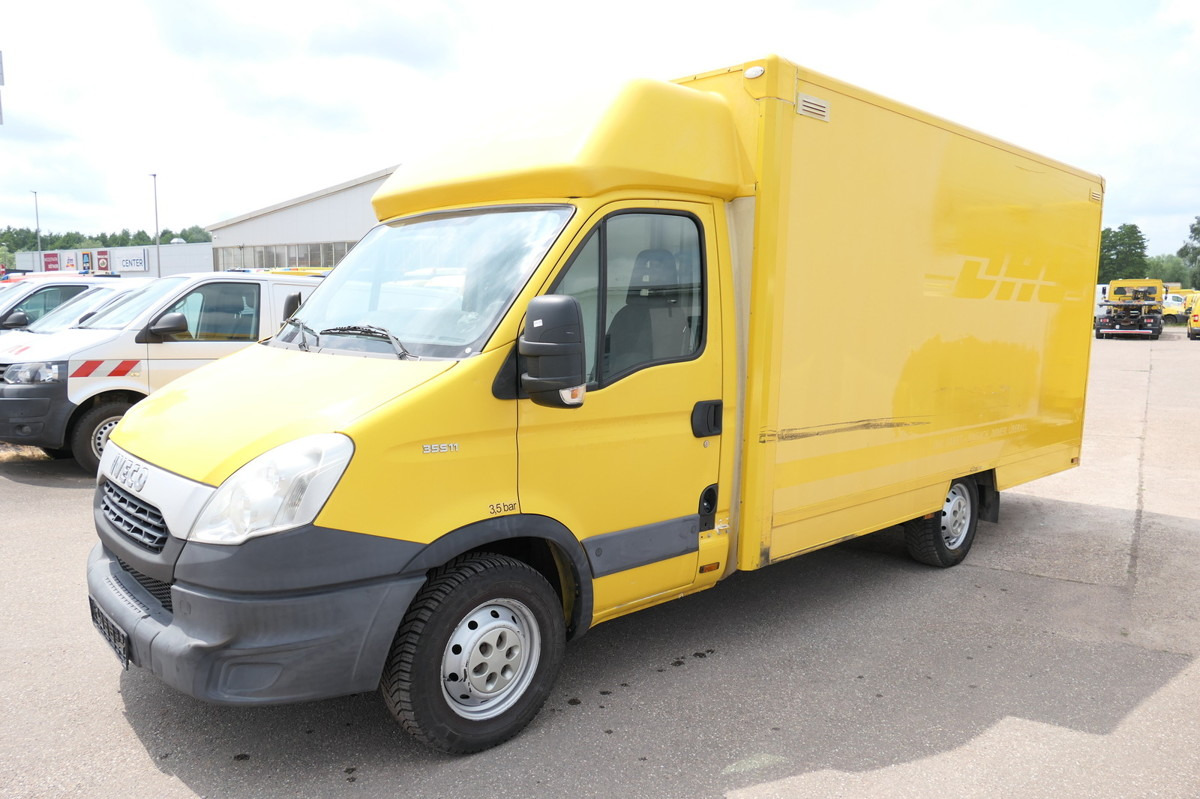 IVECO Daily 35 S11 C30C AUTOMATIK KAMERA MAXI KAMERA R - Fourgon: photos 2 IVECO Daily 35 S11 C30C AUTOMATIK KAMERA MAXI KAMERA R - Fourgon: photos 2