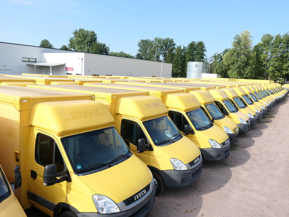 IVECO Daily 35 S11 C30C AUTOMATIK KAMERA MAXI Regale D - Fourgon: photos 1 IVECO Daily 35 S11 C30C AUTOMATIK KAMERA MAXI Regale D - Fourgon: photos 1