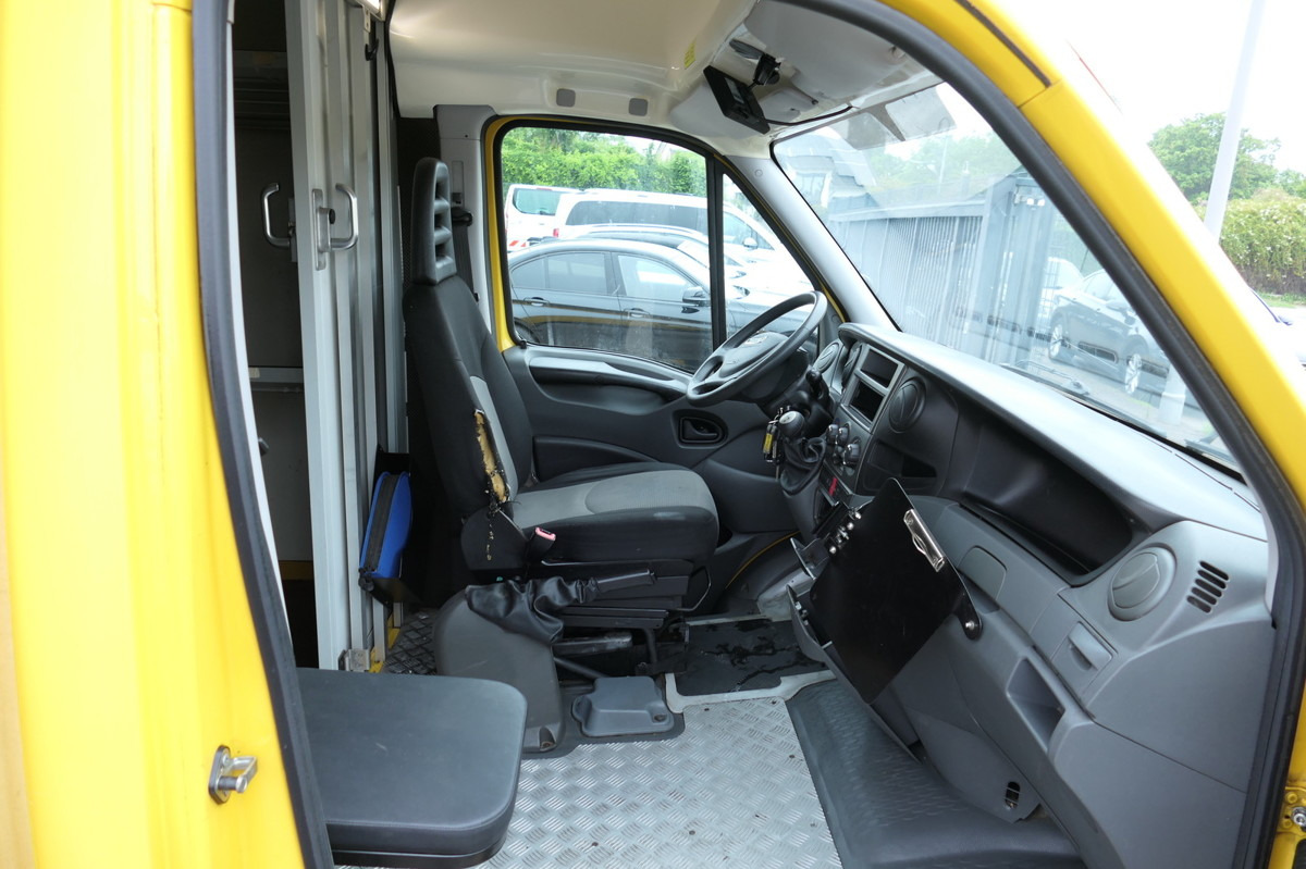 IVECO Daily 35 S11 C30C AUTOMATIK KAMERA Regale LUFT D - Fourgon: photos 5 IVECO Daily 35 S11 C30C AUTOMATIK KAMERA Regale LUFT D - Fourgon: photos 5