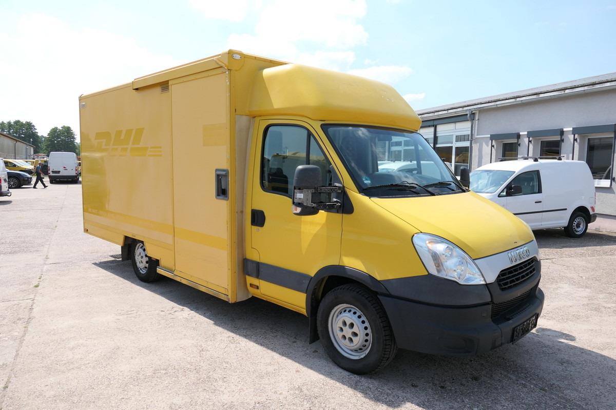 IVECO Daily 35 S11 C30C AUTOMATIK KAMERA Regale LUFT D - Fourgon: photos 2 IVECO Daily 35 S11 C30C AUTOMATIK KAMERA Regale LUFT D - Fourgon: photos 2