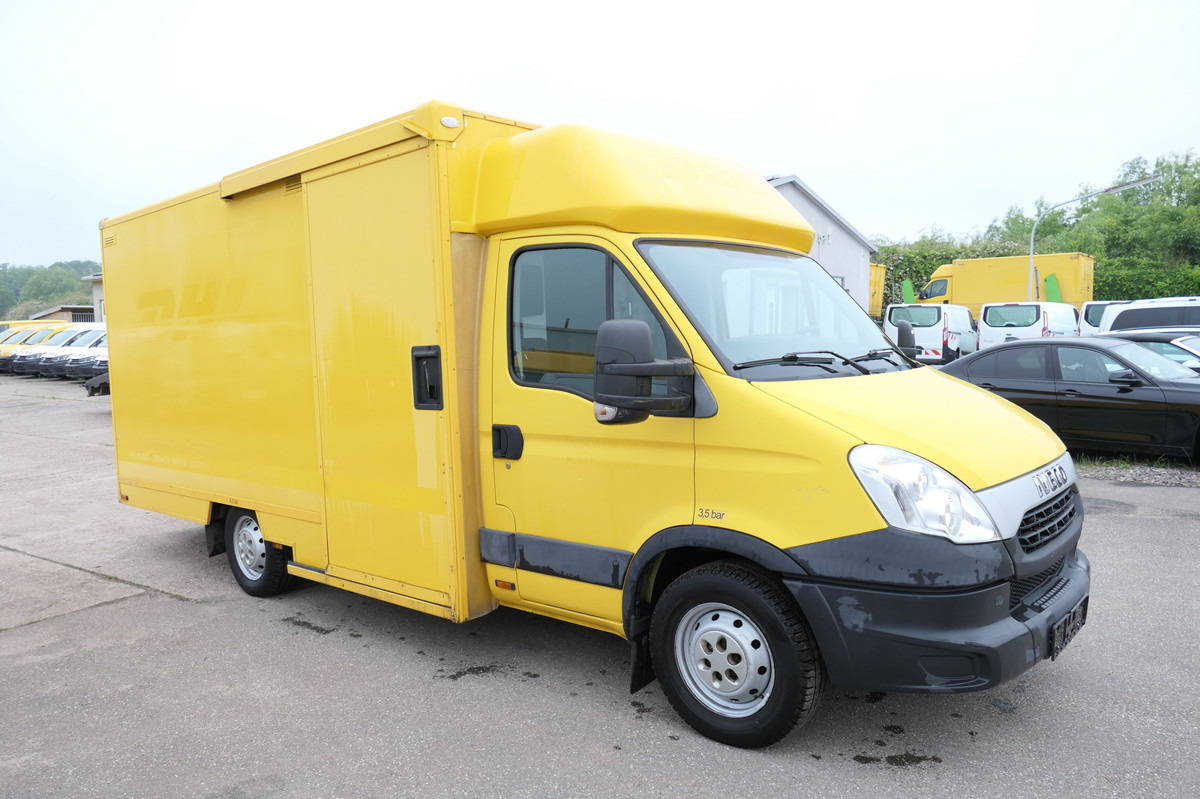 IVECO Daily 35 S11 C30C AUTOMATIK KAMERA Regale LUFT D - Fourgon: photos 1 IVECO Daily 35 S11 C30C AUTOMATIK KAMERA Regale LUFT D - Fourgon: photos 1