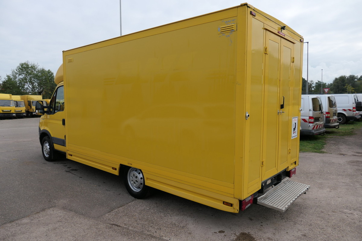 IVECO Daily 35 S11 C30C AUTOMATIK KAMERA Regale LUFT D - Fourgon: photos 4 IVECO Daily 35 S11 C30C AUTOMATIK KAMERA Regale LUFT D - Fourgon: photos 4