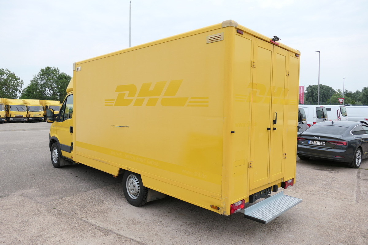 IVECO Daily 35 S11 C30C AUTOMATIK KAMERA Regale LUFT D - Fourgon: photos 4 IVECO Daily 35 S11 C30C AUTOMATIK KAMERA Regale LUFT D - Fourgon: photos 4