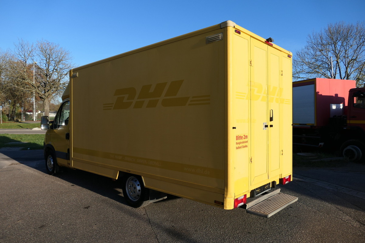 IVECO Daily 35 S11 C30C AUTOMATIK KAMERA Regale LUFT D - Fourgon: photos 3 IVECO Daily 35 S11 C30C AUTOMATIK KAMERA Regale LUFT D - Fourgon: photos 3