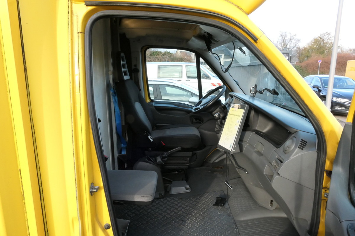 IVECO Daily 35 S11 C30C AUTOMATIK KAMERA Regale LUFT D - Fourgon: photos 5 IVECO Daily 35 S11 C30C AUTOMATIK KAMERA Regale LUFT D - Fourgon: photos 5