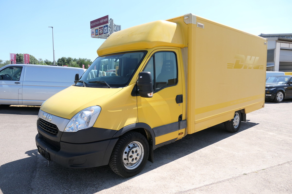 IVECO Daily 35 S11 C30C AUTOMATIK KAMERA Regale LUFT D - Fourgon: photos 1 IVECO Daily 35 S11 C30C AUTOMATIK KAMERA Regale LUFT D - Fourgon: photos 1