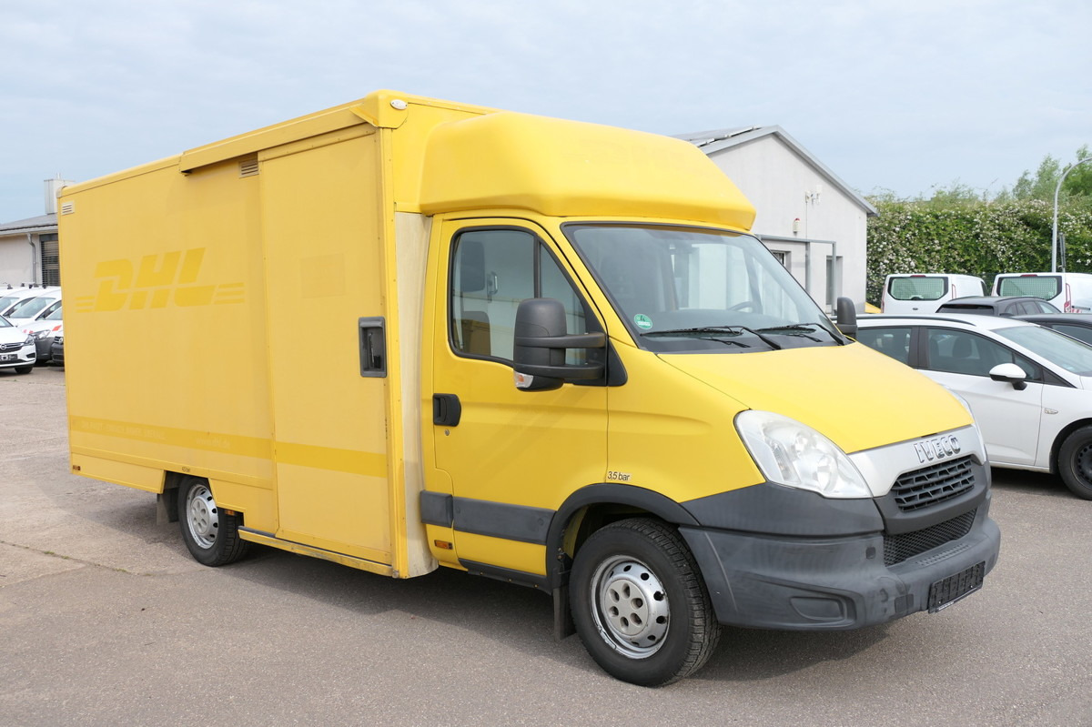 IVECO Daily 35 S11 C30C AUTOMATIK KAMERA Regale LUFT D - Fourgon: photos 2 IVECO Daily 35 S11 C30C AUTOMATIK KAMERA Regale LUFT D - Fourgon: photos 2