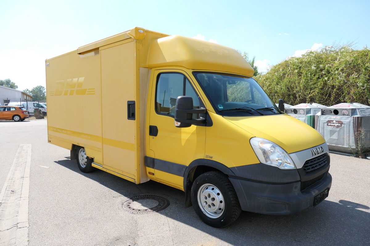 IVECO Daily 35 S11 C30C AUTOMATIK KAMERA Regale LUFT D - Fourgon: photos 2 IVECO Daily 35 S11 C30C AUTOMATIK KAMERA Regale LUFT D - Fourgon: photos 2