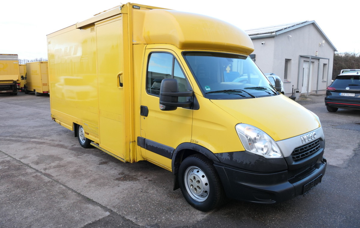 IVECO Daily 35 S11 C30C AUTOMATIK KAMERA Regale LUFT D - Fourgon: photos 2 IVECO Daily 35 S11 C30C AUTOMATIK KAMERA Regale LUFT D - Fourgon: photos 2